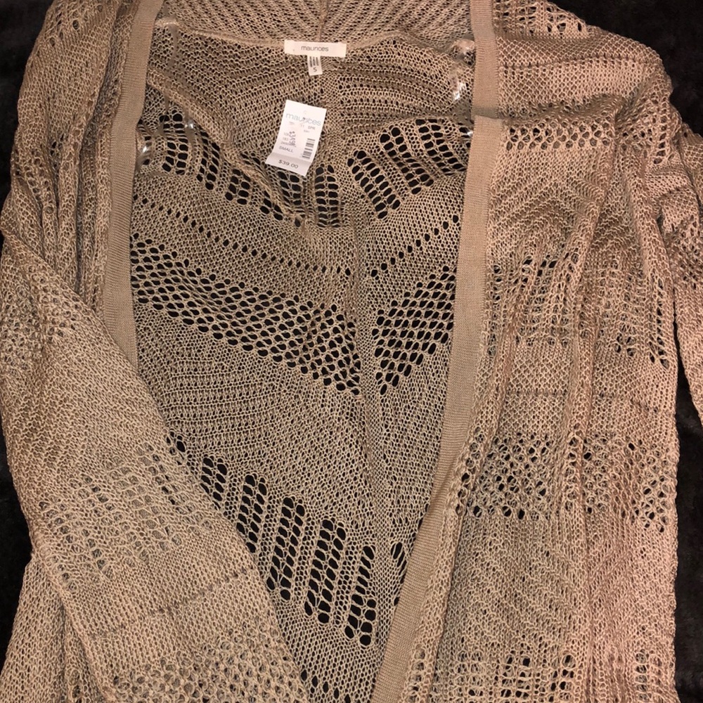 NEVER worn tan Maurices cardigan